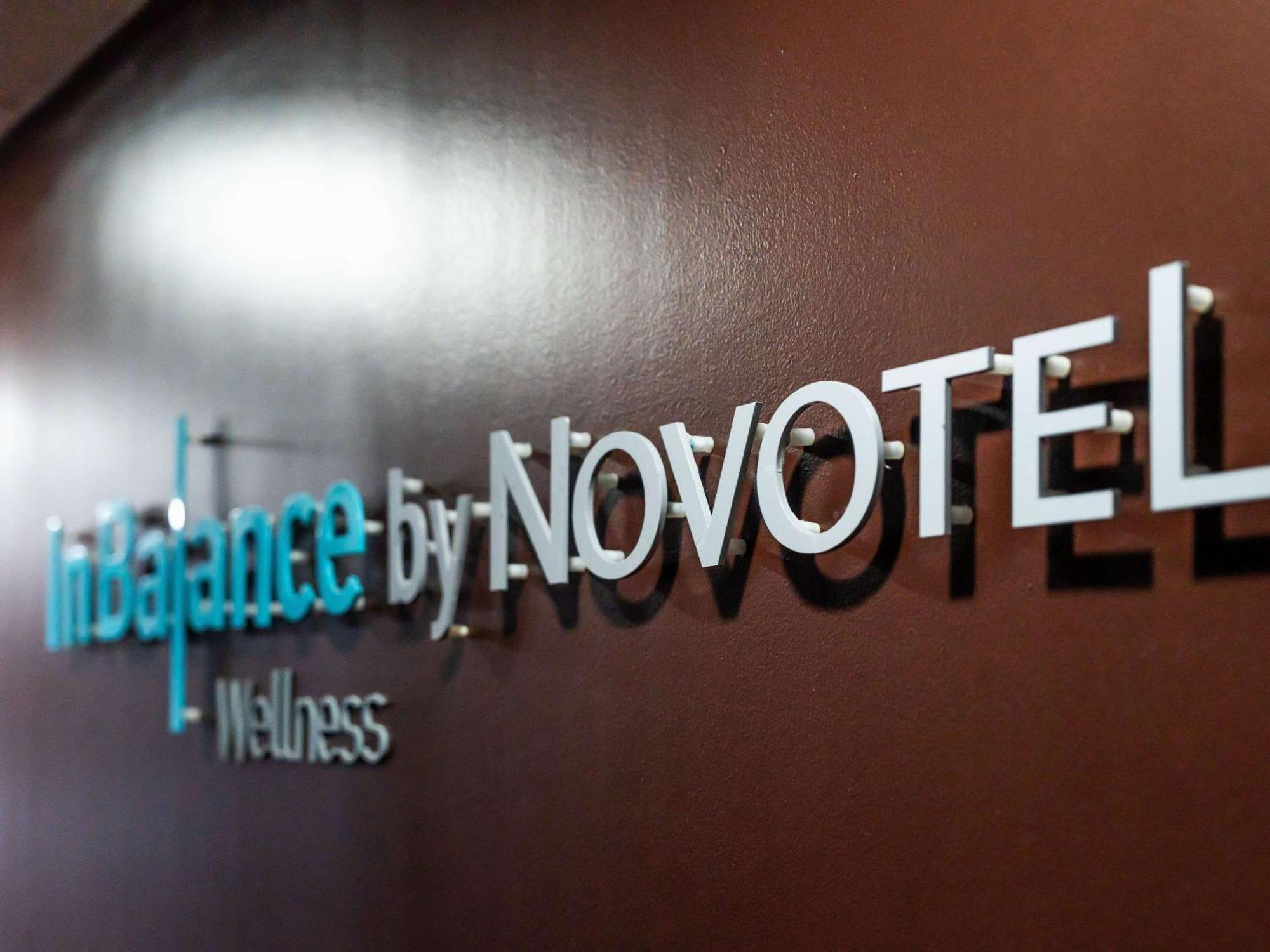 Novotel Мілтон-Кінз Екстер'єр фото