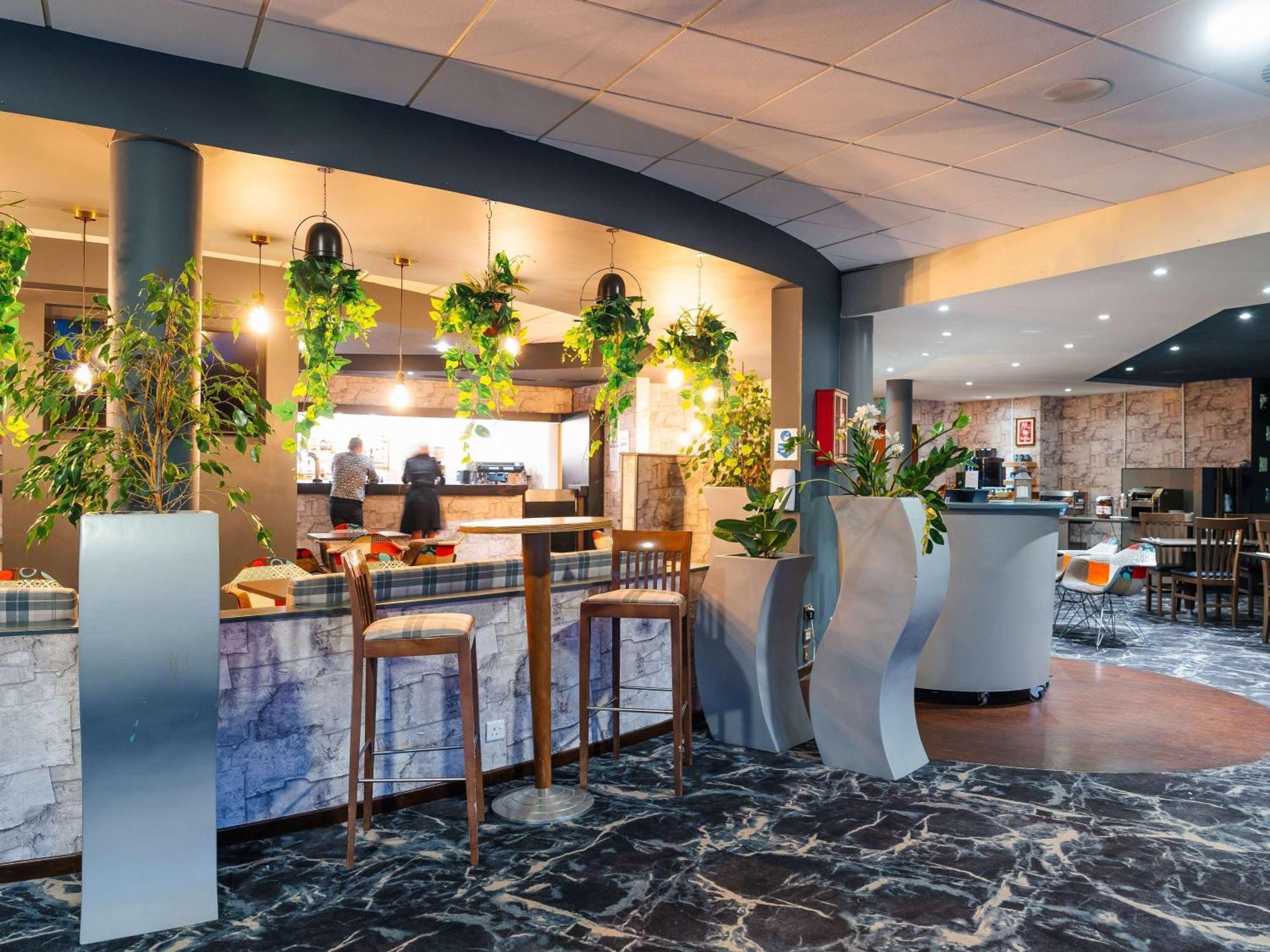 Novotel Мілтон-Кінз Екстер'єр фото
